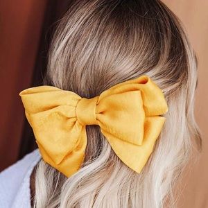 Yellow Oversized Bow Hair Clip
